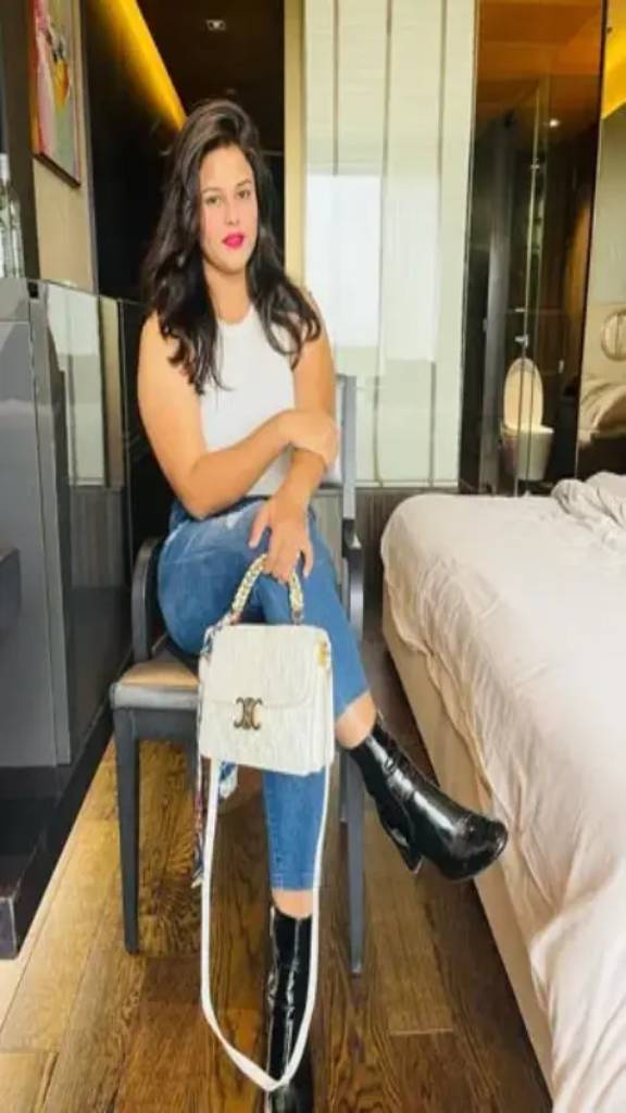 Sarita Vihar call girl service